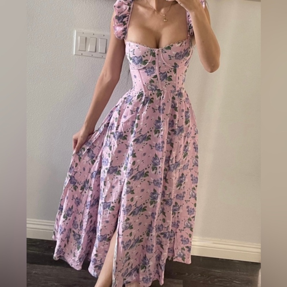 ASTR Wedelia Dress in Purple Floral - Picture 4 of 12